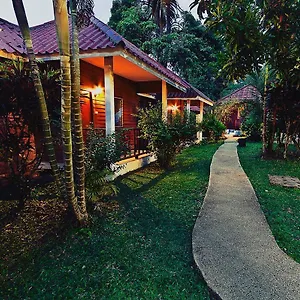 krathom-khaolak-resort.khao-lakhotels.com/