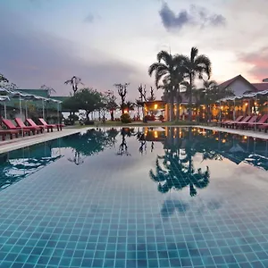 Golden Bay - Sha Extra Resort