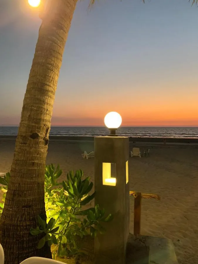 ***  Noble House Beach Resort Ko Lanta Thailandia
