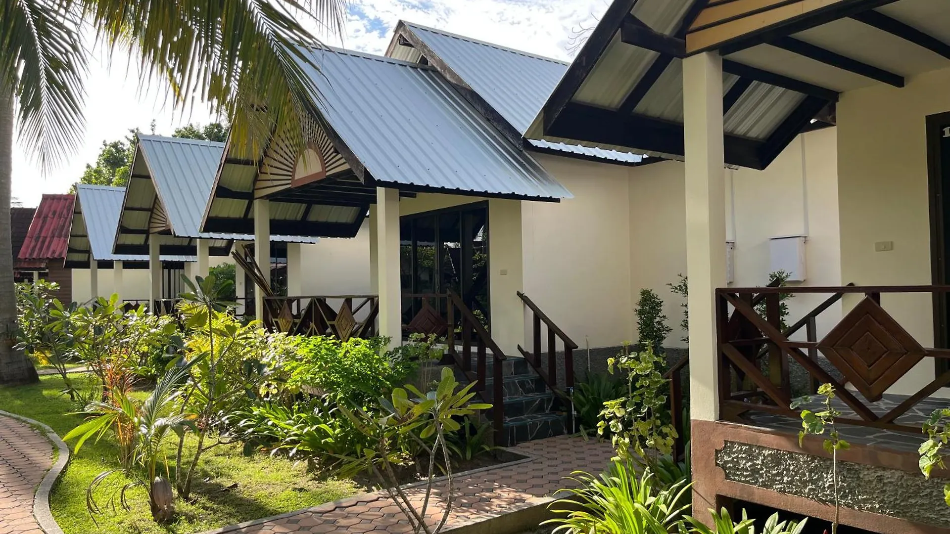 Noble House Beach Resort Ko Lanta