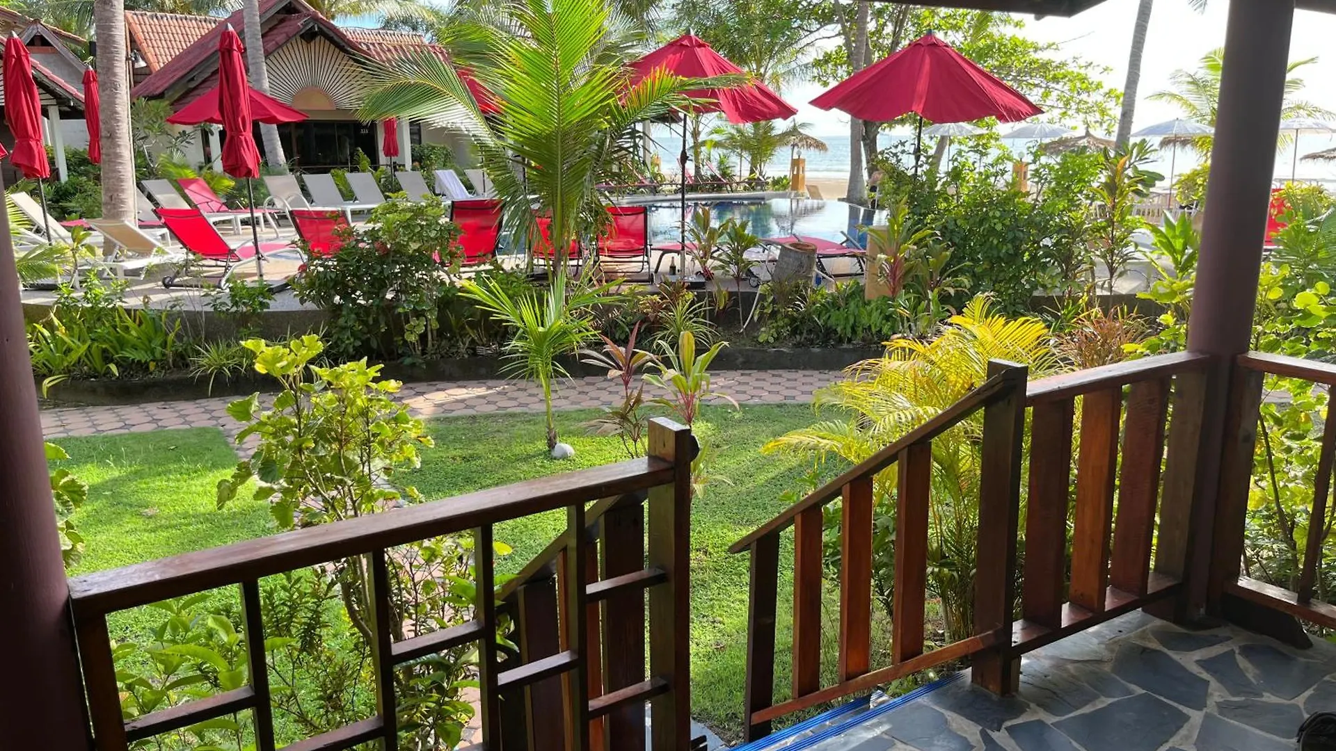Noble House Beach Resort Ko Lanta