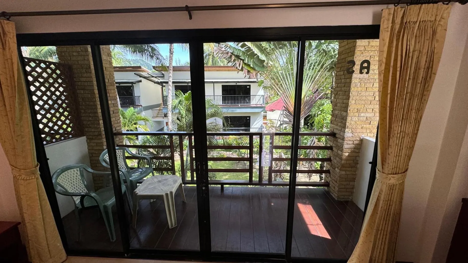 Noble House Beach Resort Ko Lanta Thailandia