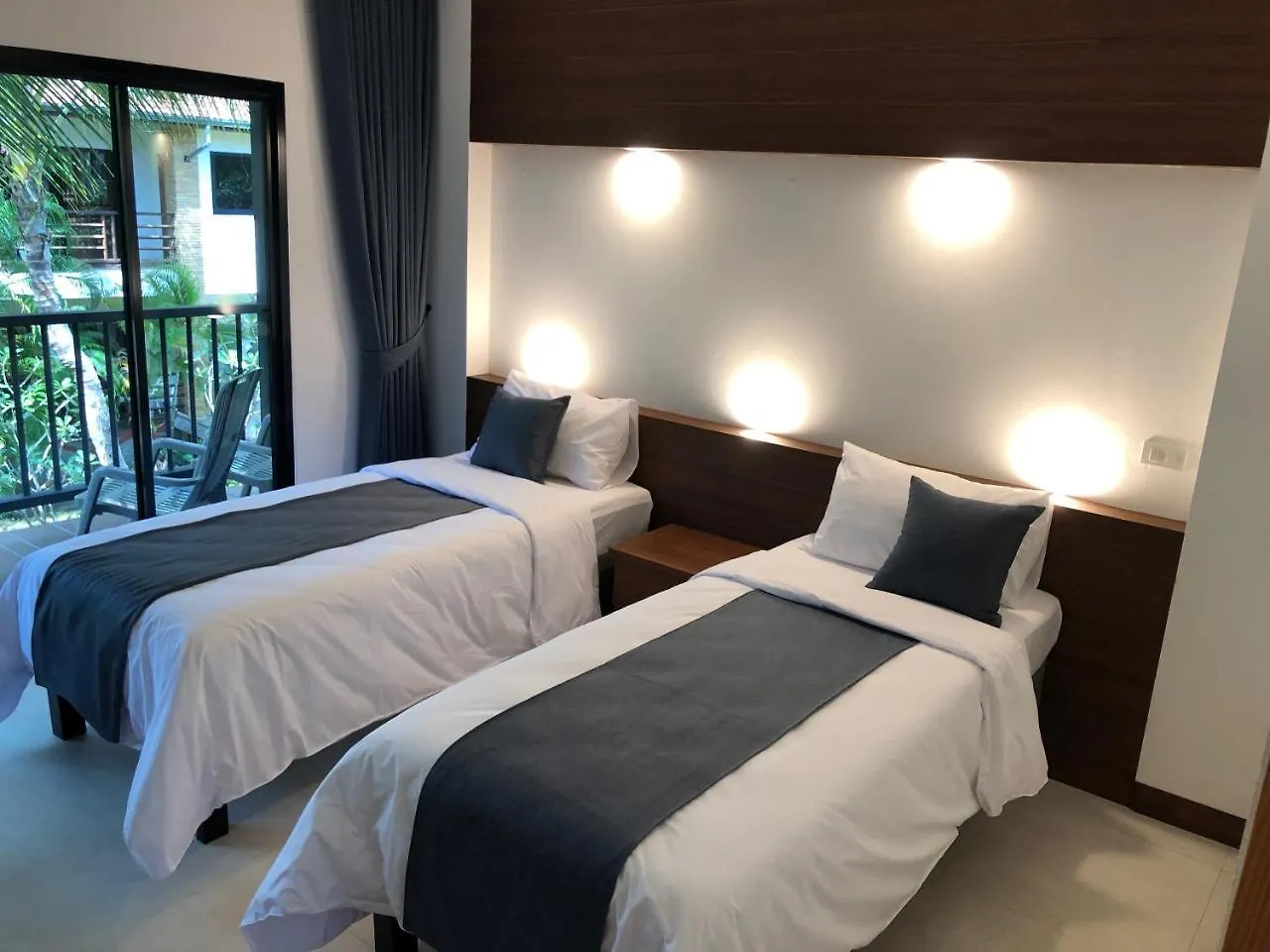 Noble House Beach Resort Ko Lanta