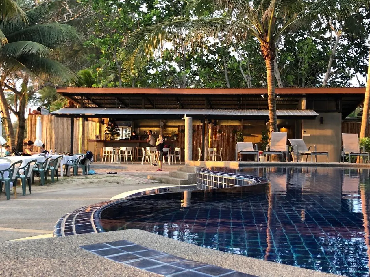 Noble House Beach Resort Ko Lanta 3*,  Thailandia